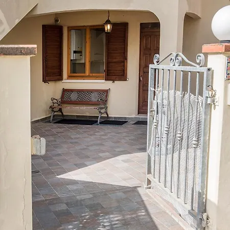 M255 - Marcelli, Trilocale Con Portico A 250mt Dal Mare Appartement *